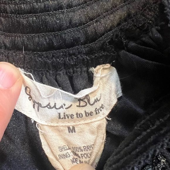 Black Pleated A-Line Midi Skirt - Picture 3 of 4